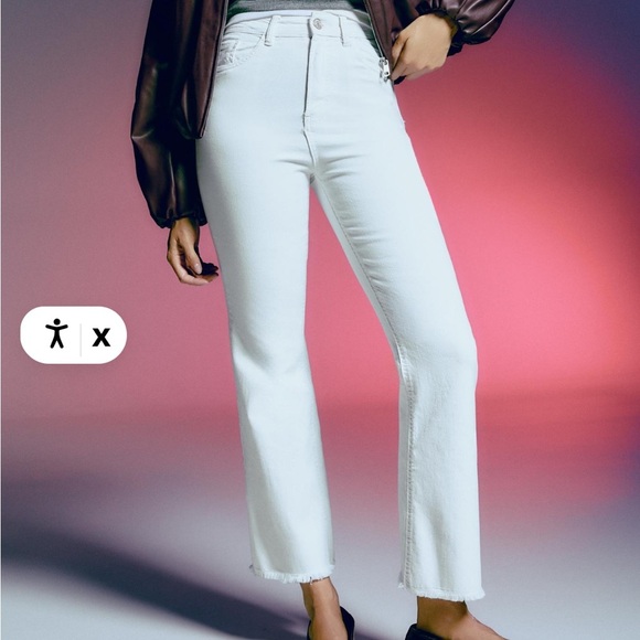 Stradivarius High Rise White Jeans crop flare - Picture 2 of 6